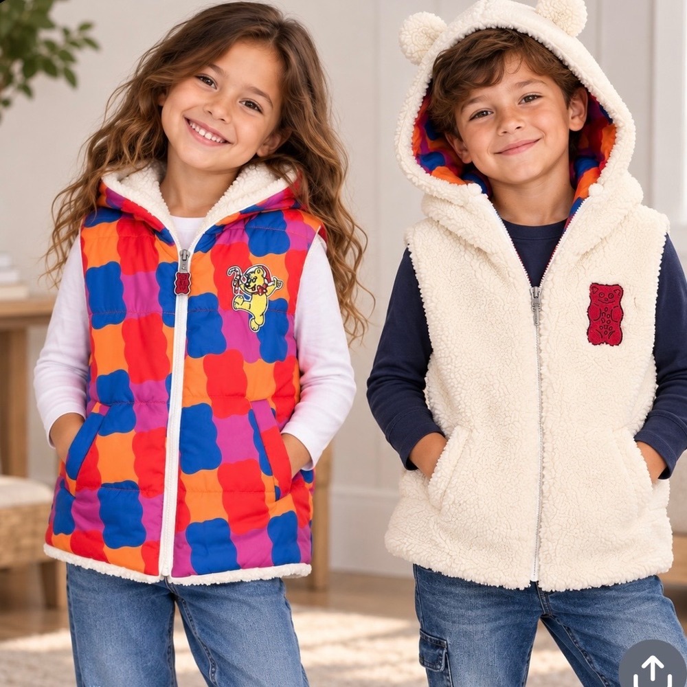 Haribo Goldbear Kids Reversible Hooded Puffer Sherpa Vest Multi S 7/8 NWT